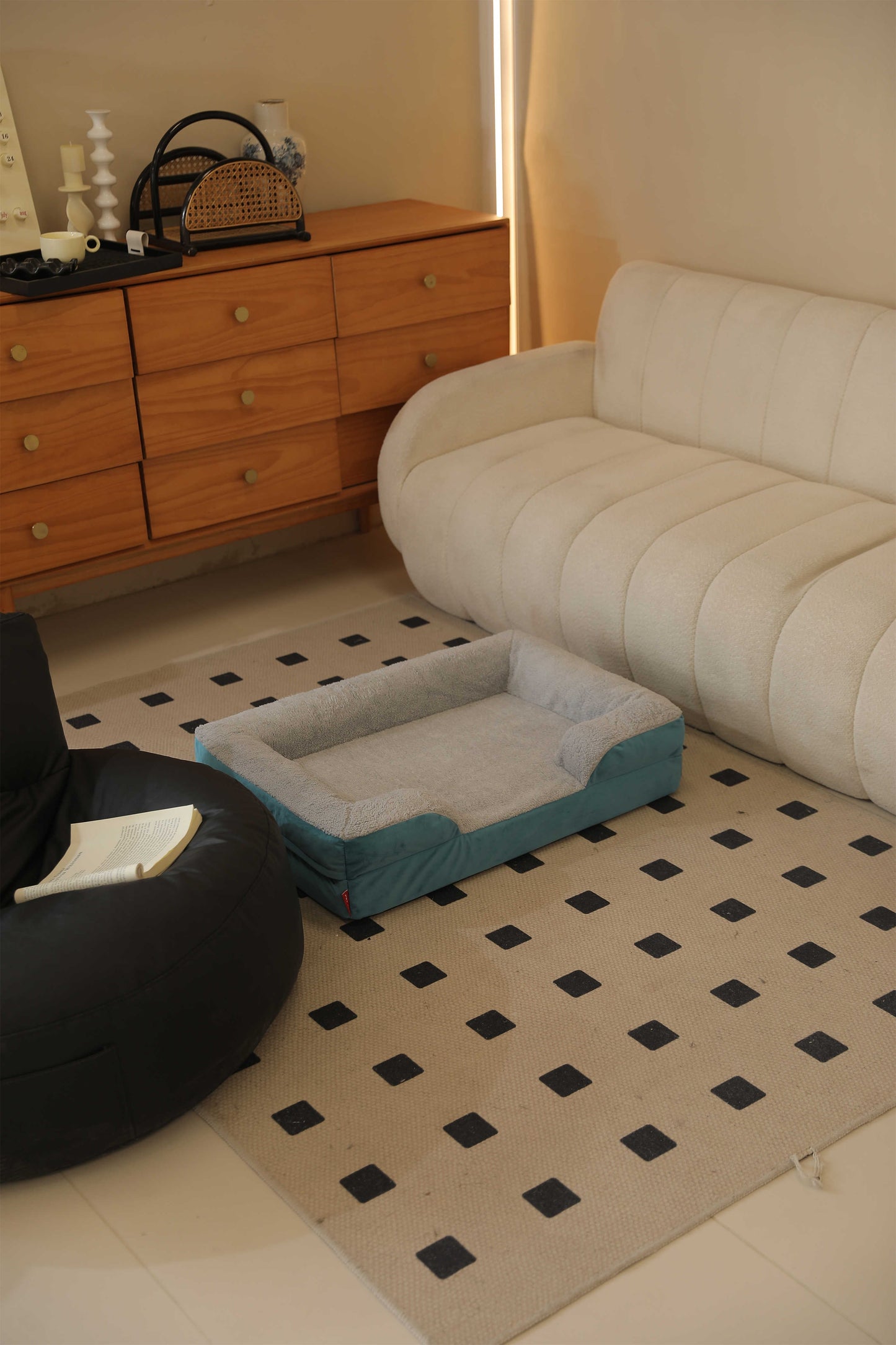 CONCAVE ARCTIC VELVET PET SOFA