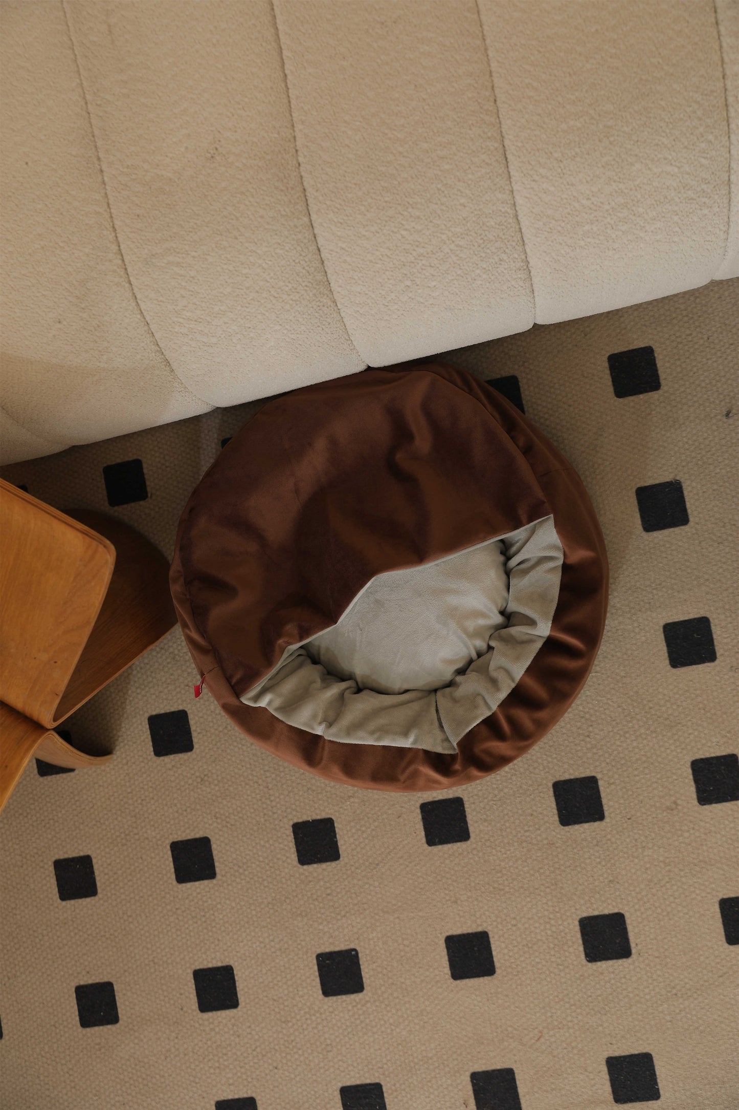 CRYSTAL ULTRA SOFT FABRIC PET NEST