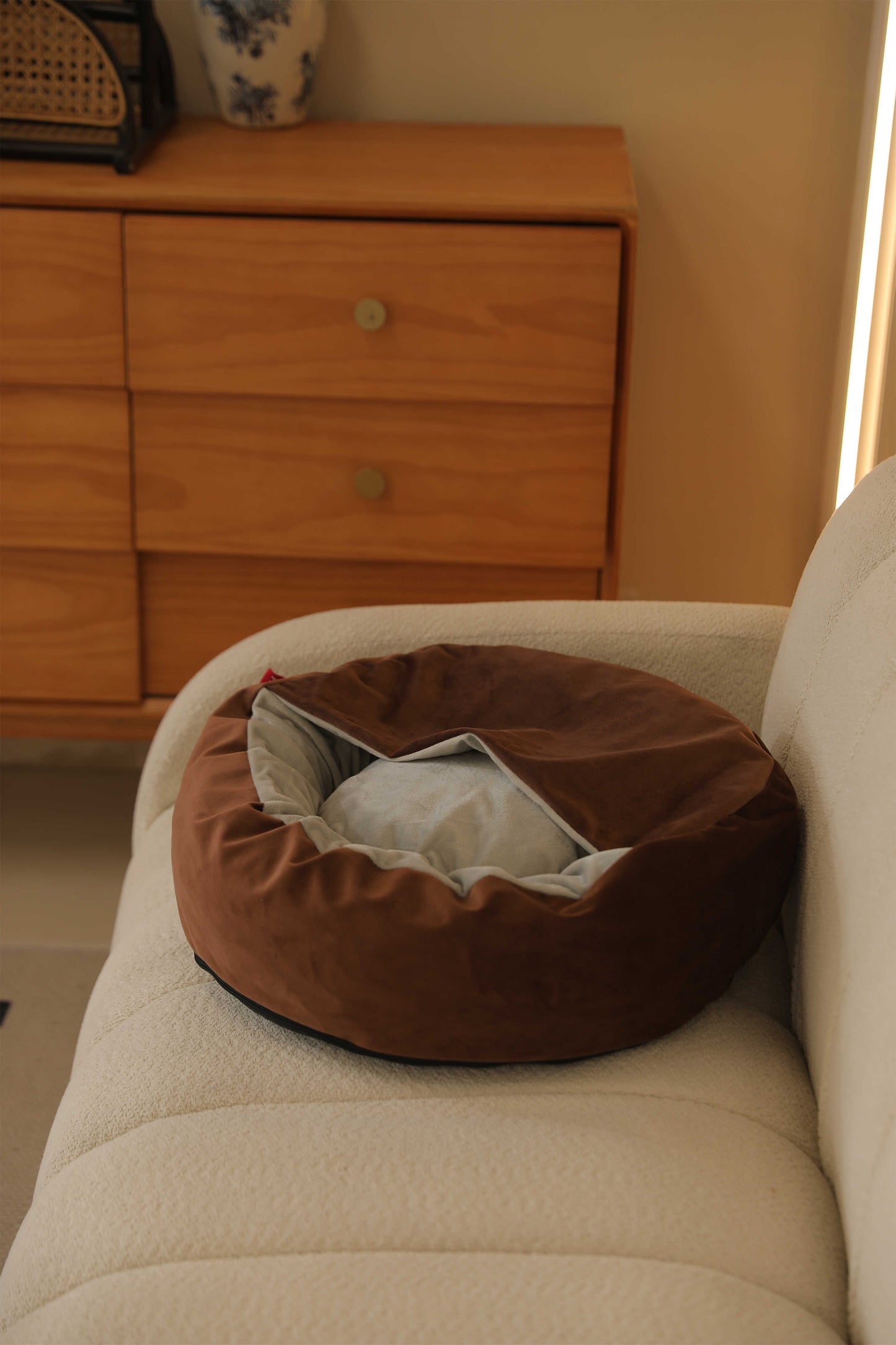 CRYSTAL ULTRA SOFT FABRIC PET NEST