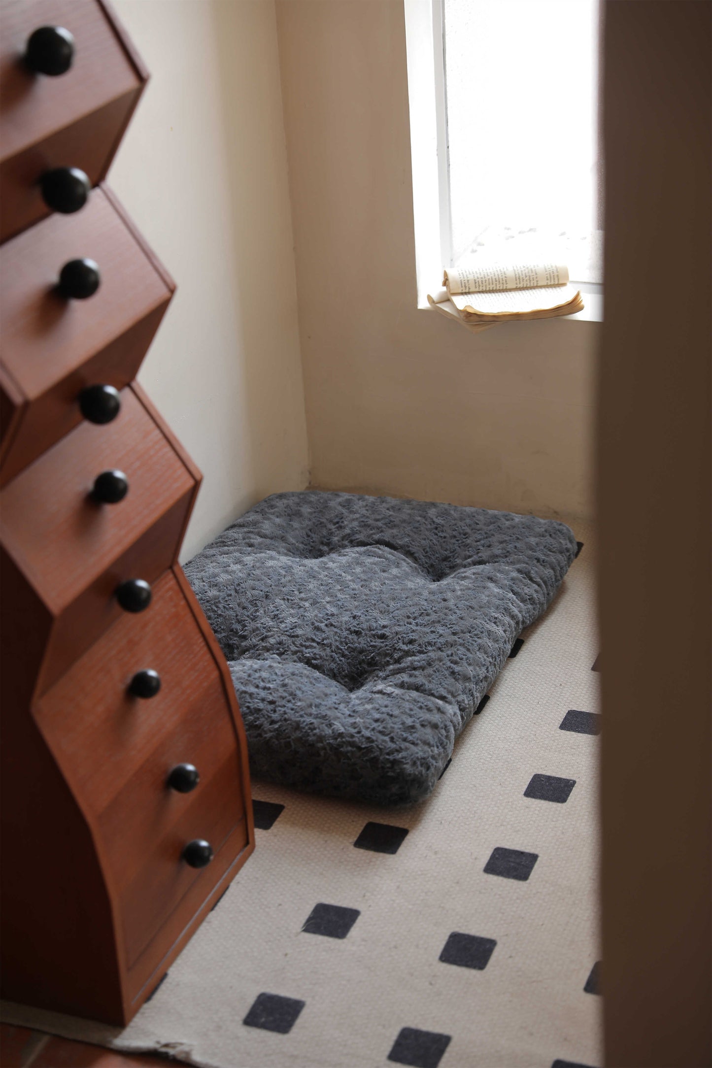 ROSE PLUSH FLAT PET MAT