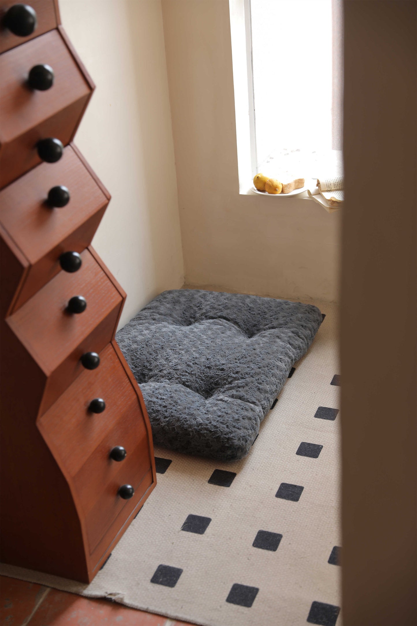 ROSE PLUSH FLAT PET MAT